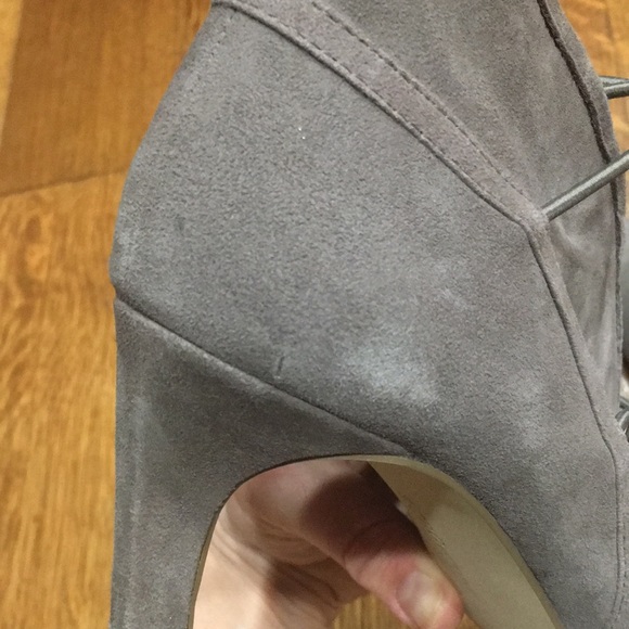 BCBG shoes 8.5 - Picture 12 of 12